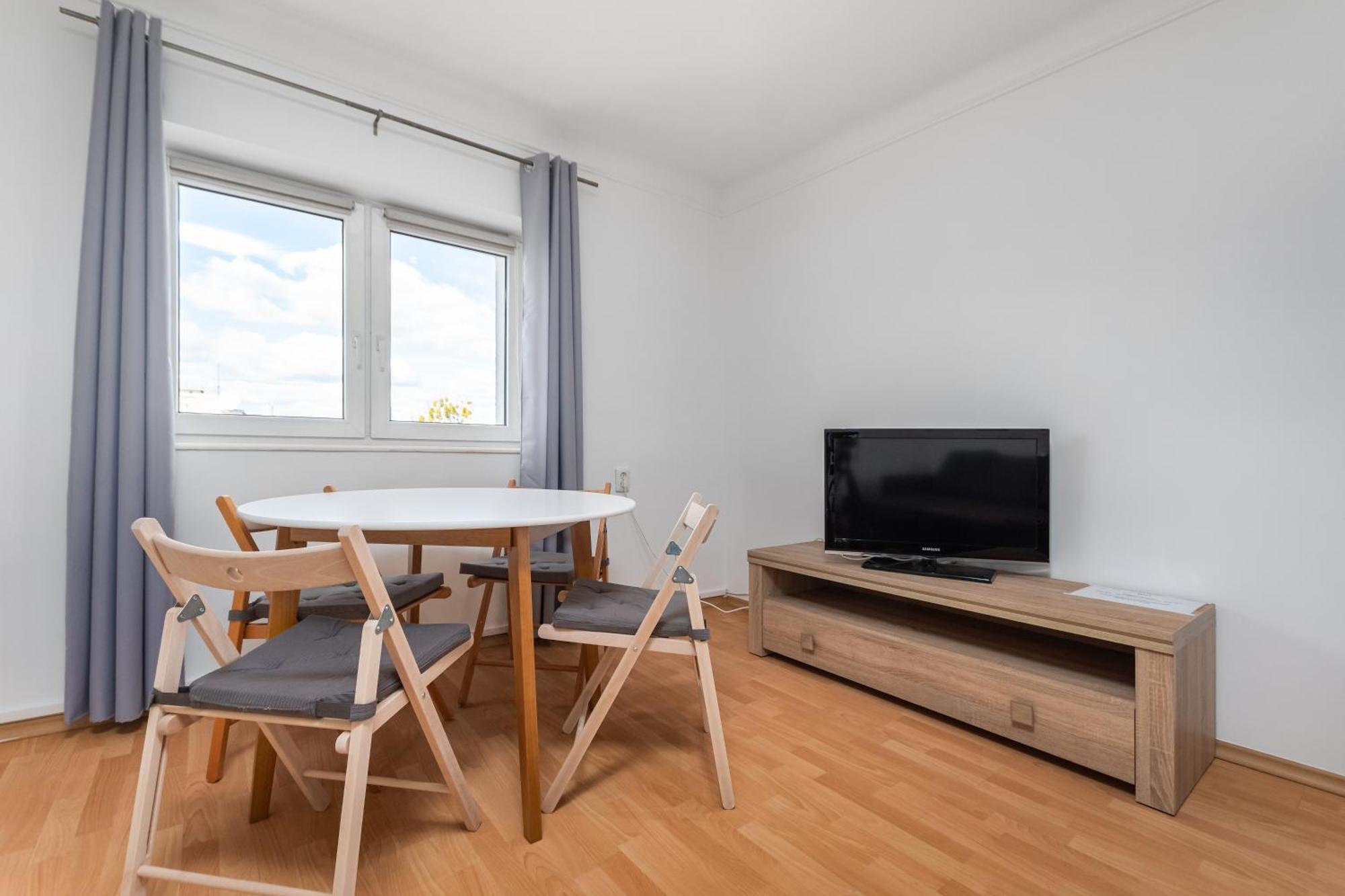 Raclawicka 42 By Homeprime Warsawa Bagian luar foto